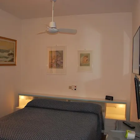 Camelia E Gabry - Zona Mare Con Posti Auto E Terrazze Apartmán *