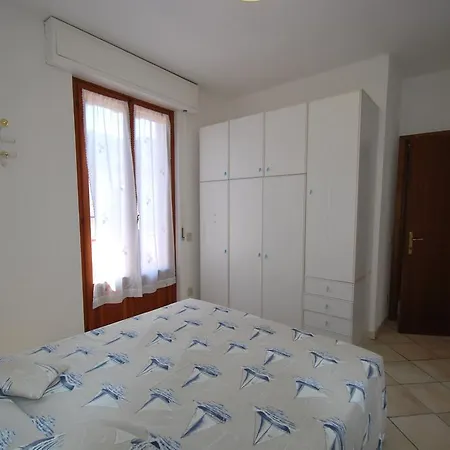 Apartamento Camelia E Gabry - Zona Mare Con Posti Auto E Terrazze