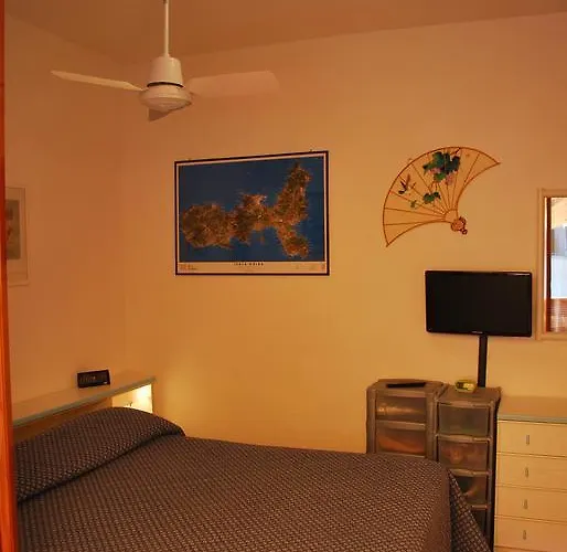 Camelia E Gabry - Zona Mare Con Posti Auto E Terrazze * Marina di Campo